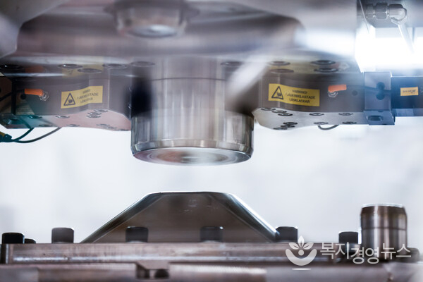 Cell Impact has signed an agreement with a leading Asian automotive manufacturer for the production and delivery of a forming tool used in the manufacturing of flow plates.