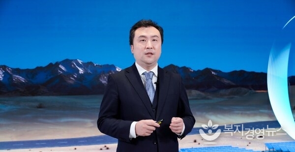 Huawei released the Top 10 Trends of Smart PV & ESS