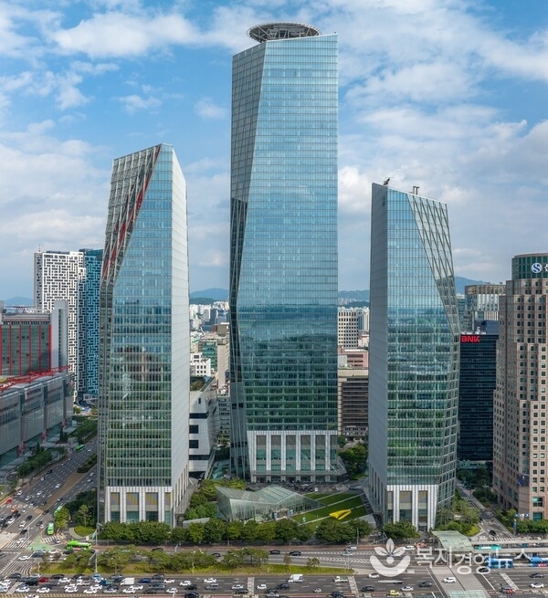 Starlight Investments has announced the opening of its Asia–Pacific headquarters in IFC Seoul.